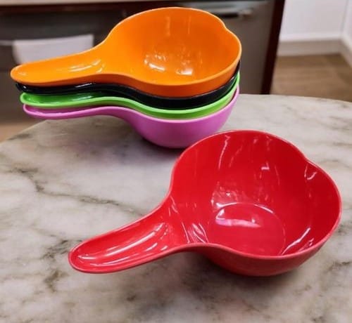 Melamine calabash bowls used to serve uji power